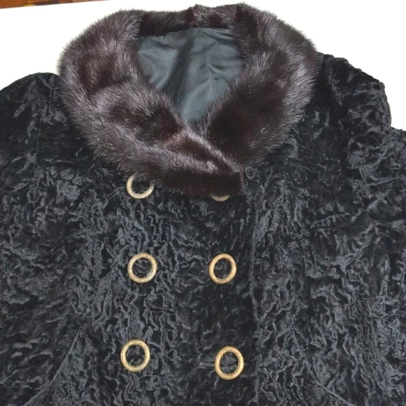 Vintage textured faux fur jacket. No tags. Medium- see measurements - Picture 8 of 14